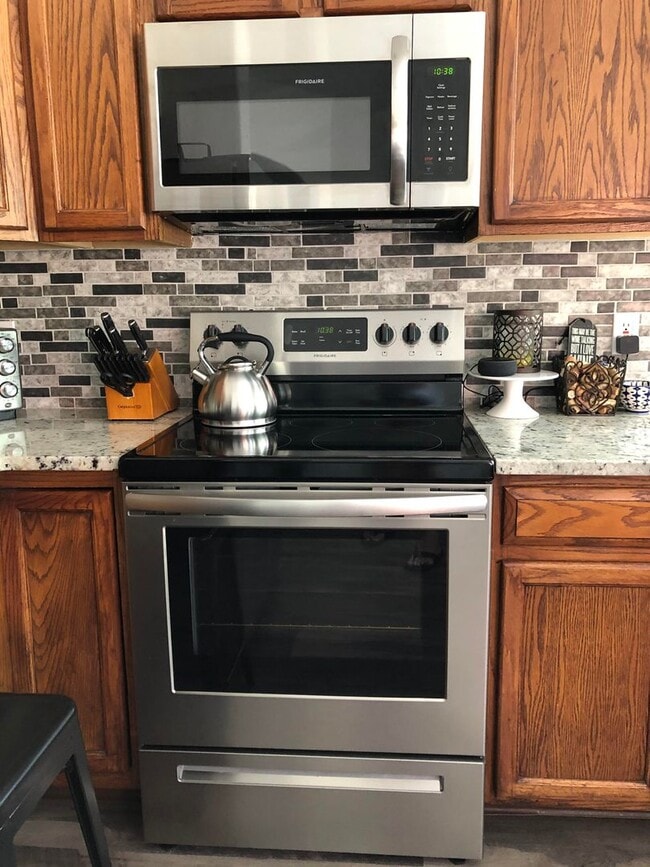 Building Photo - Beautiful renovated 4 Bedroom Rancher in D-12 with Cheyenne Mtn. Views, close to Ft. Carson!