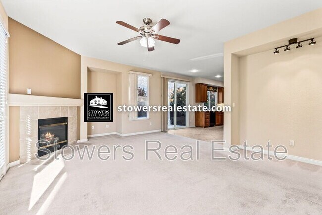 Building Photo - 1570 Eastlake Cir