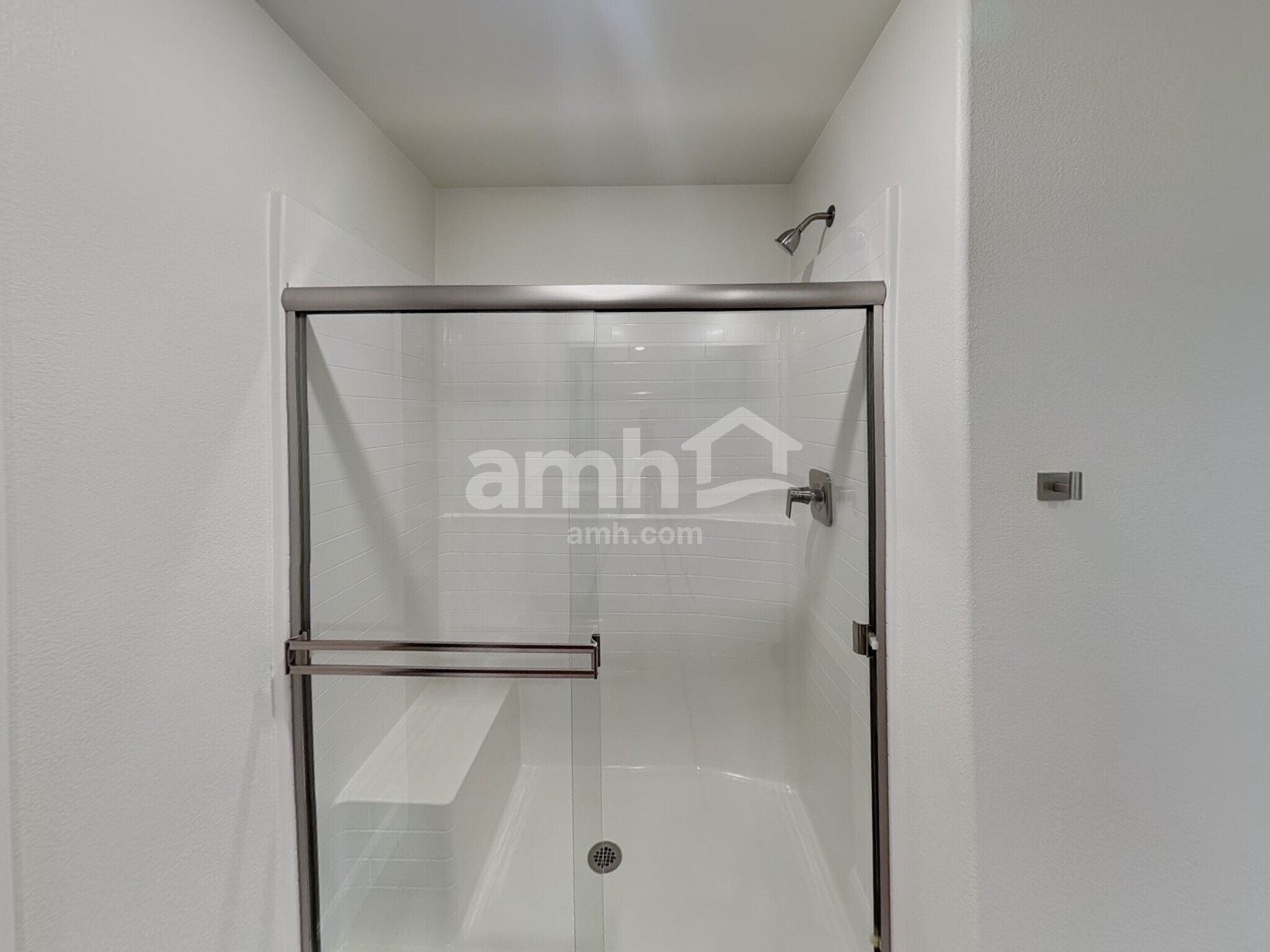 Building Photo - 341 Seville Ave