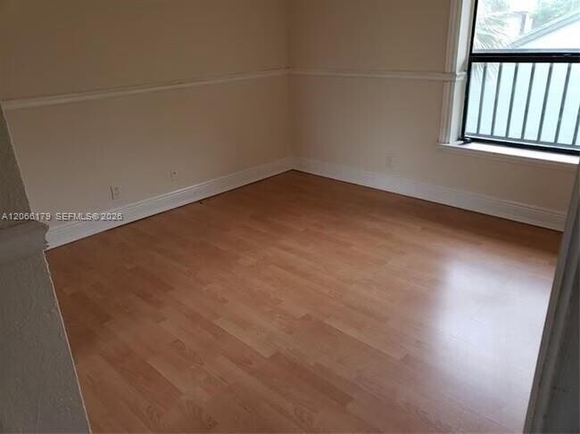 Building Photo - 3837 Carambola Cir N