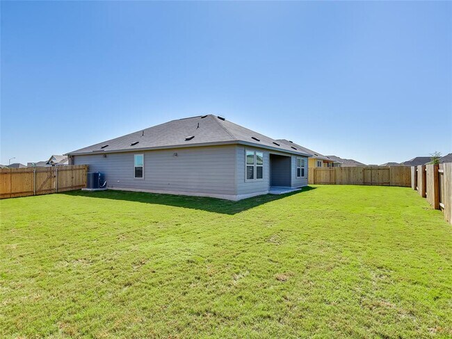 Building Photo - 517 Marklawn Ln