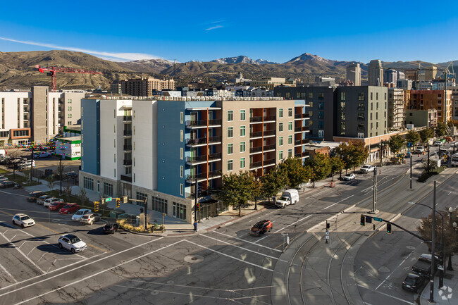 Building Photo - Greenprint Gateway