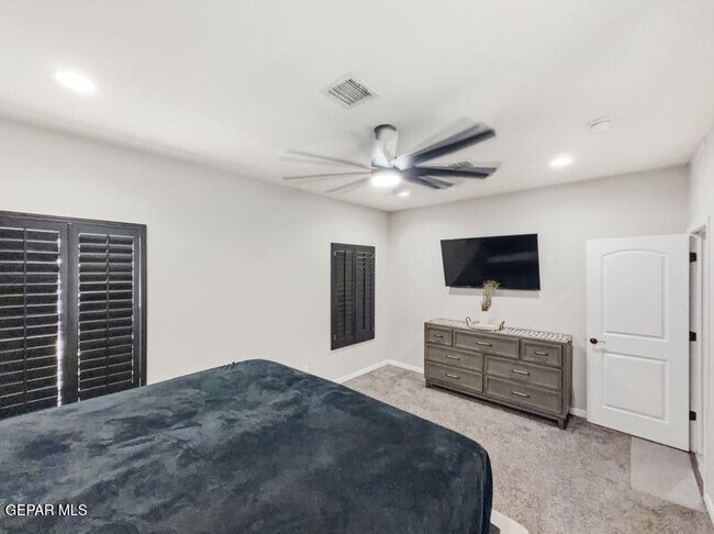 Building Photo - 13655 Stonor Ct