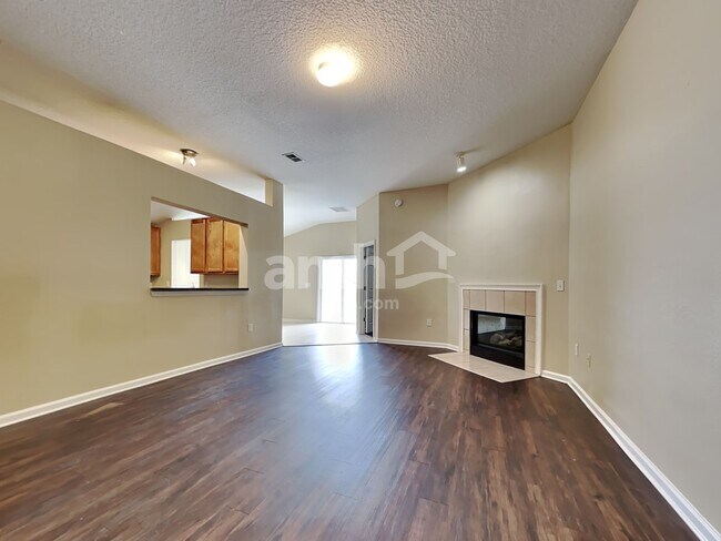 Building Photo - 81 Marisco Way