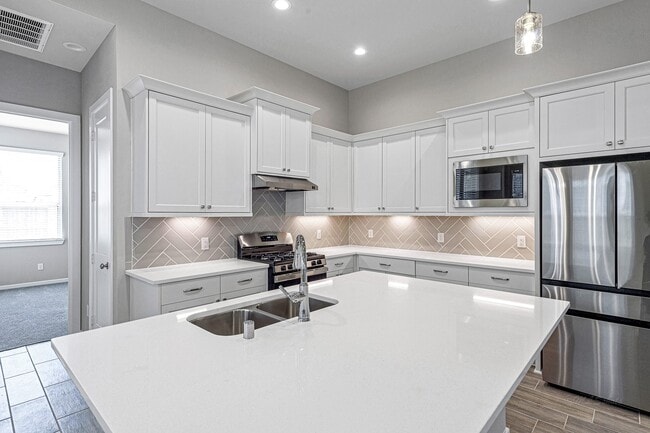 Building Photo - 4215 Haven Crest Ln