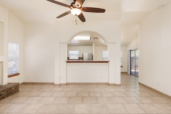 living - 2365 Saturn Cir