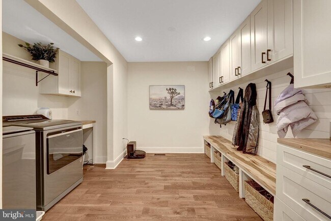 Building Photo - 10904 Belgravia Ct