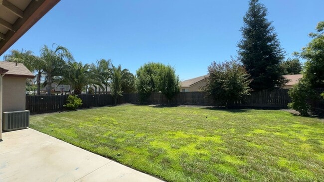 Building Photo - Beautiful Home for Rent in NW Shannon Ranch
