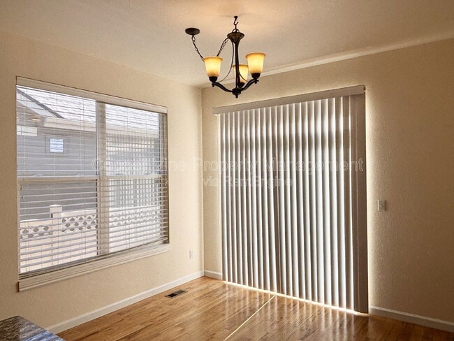 Building Photo - 12920 Vallejo Cir
