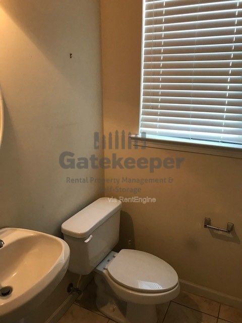 Building Photo - 214 Turnbridge Cir