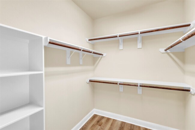 Building Photo - 4819 Eagles Glen Dr