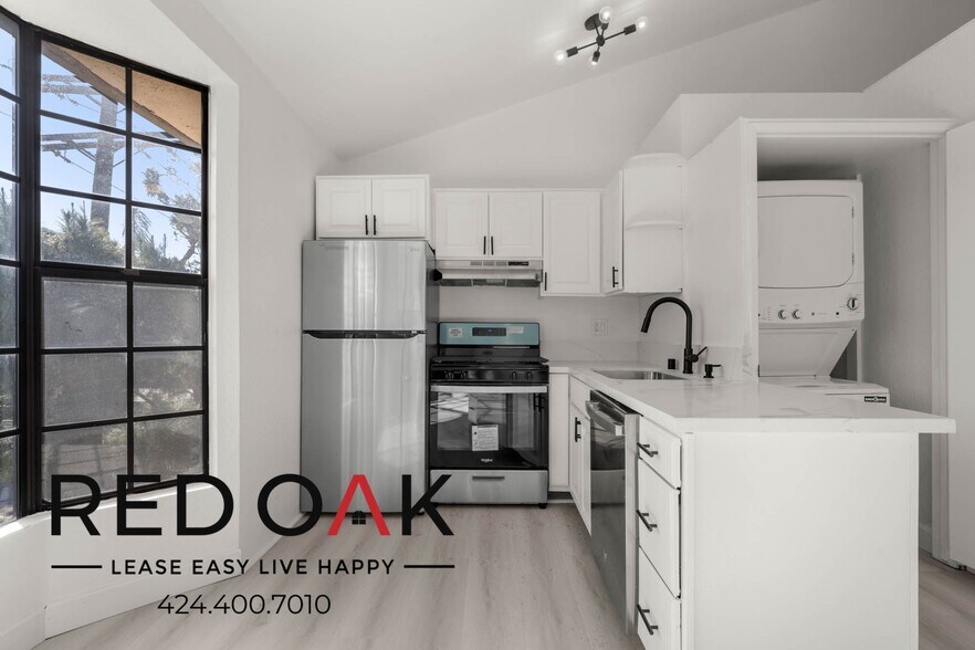 Building Photo - 10304 Tujunga Canyon Blvd