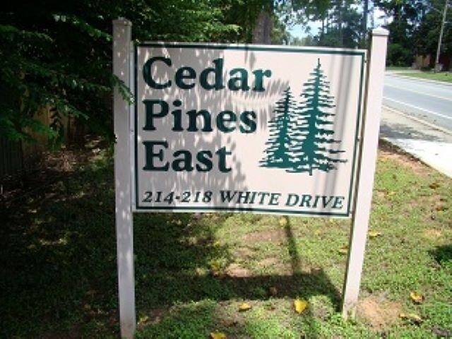 Primary Photo - 214 White Dr