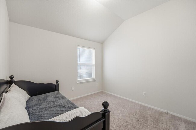 Building Photo - 2800 Joe Dimaggio Blvd