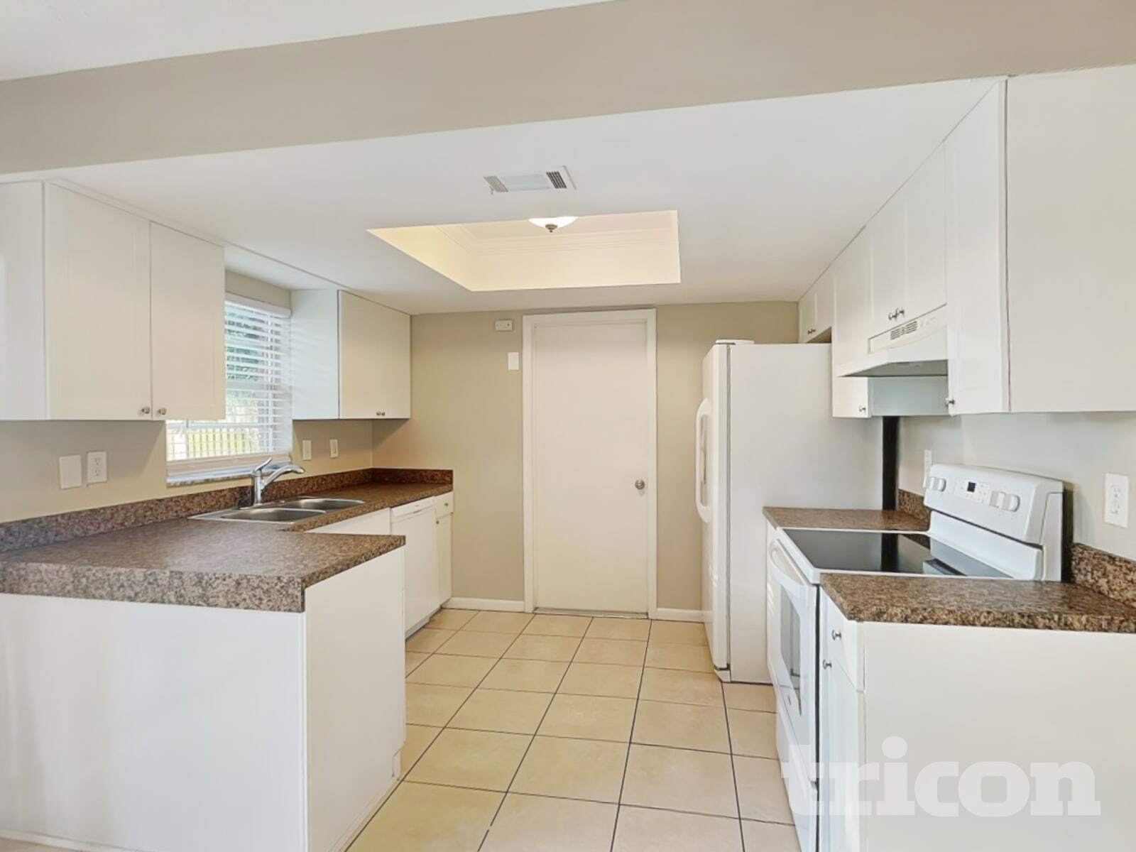 Building Photo - 1115 Oakhill St