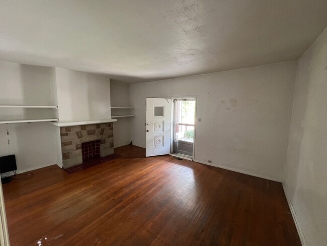 Building Photo - 6364 Forward Ave
