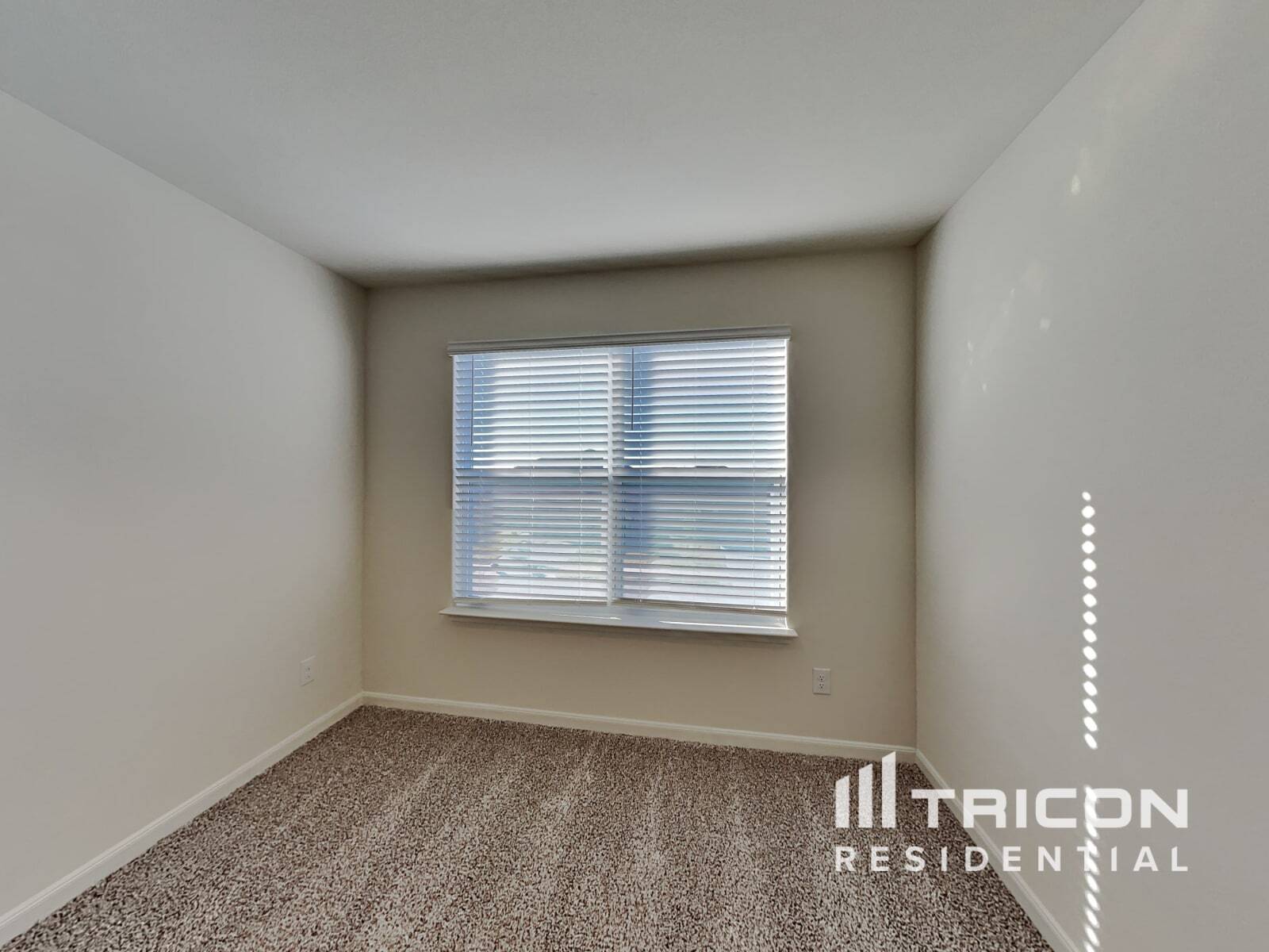 Building Photo - 837 Mallorie Ln