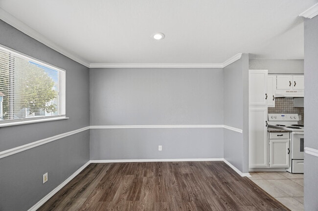Building Photo - 14550 Fonmeadow Dr
