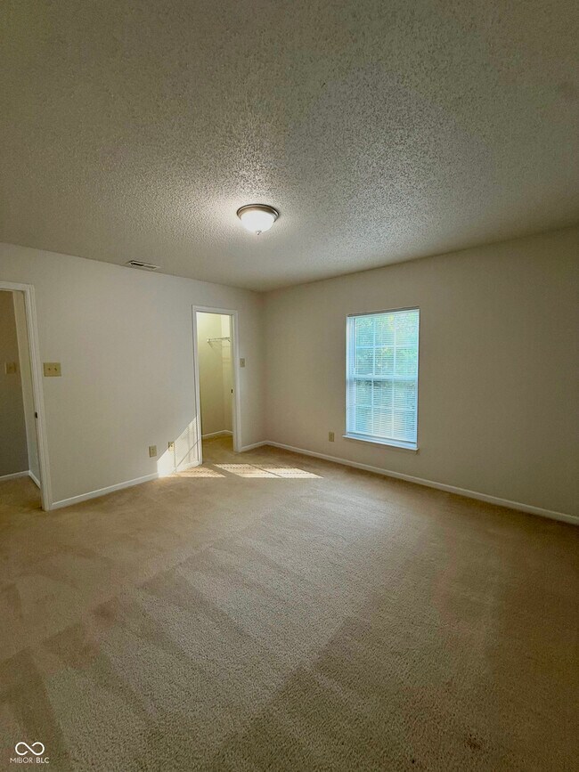 Building Photo - 10605 Carrie Ln