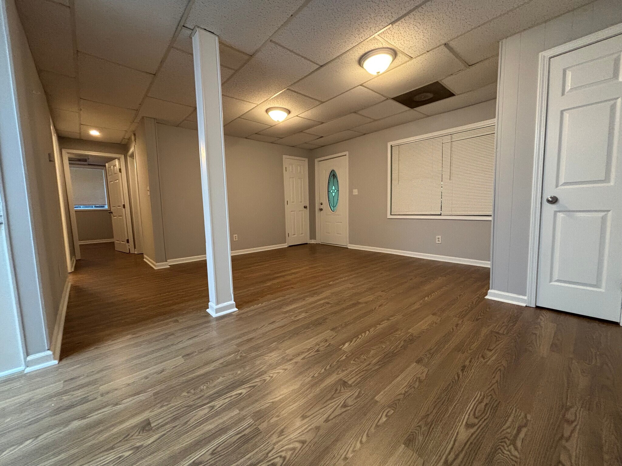 Building Photo - 3211 Country Ln