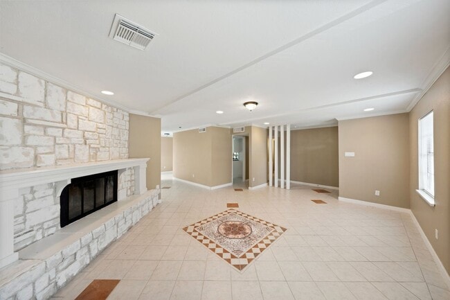 Building Photo - 22831 Millgate Dr