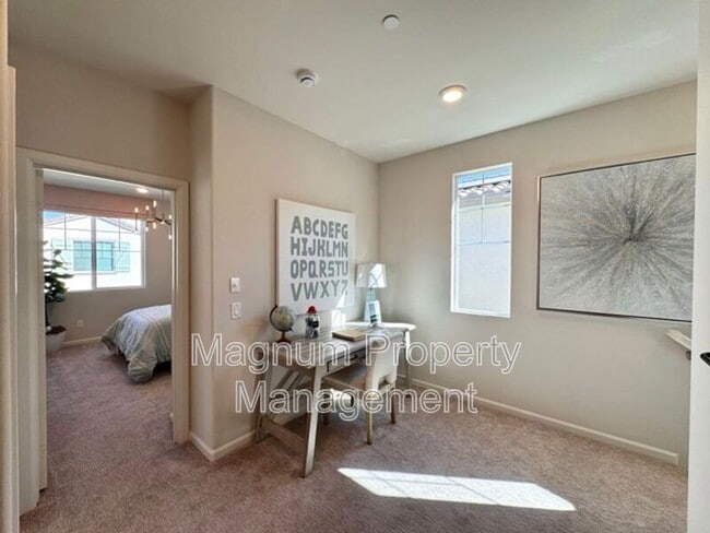 Building Photo - 25147 Hunter Ave