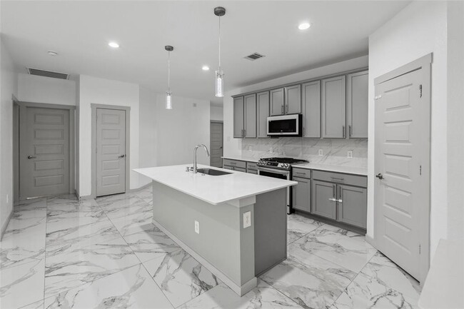 Building Photo - 7122 Telford Holw Trl
