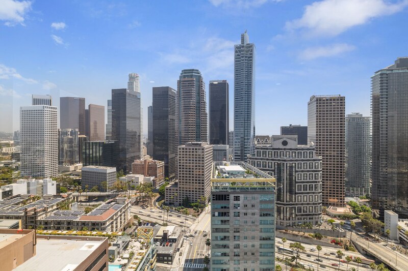 Building Photo - 1100 Wilshire Blvd