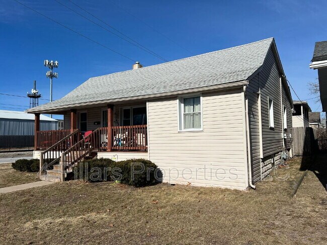 Building Photo - 403 Kenwood St