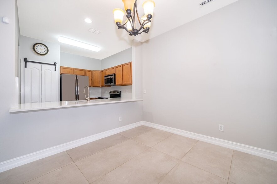 Building Photo - 2942 Rodrick Cir