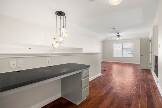 Building Photo - 715 Wood Mesa Ct