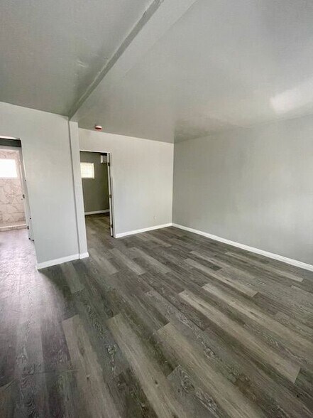 Building Photo - 2881 Logan Ave