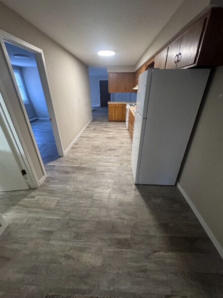 Building Photo - 11 Glen St NW