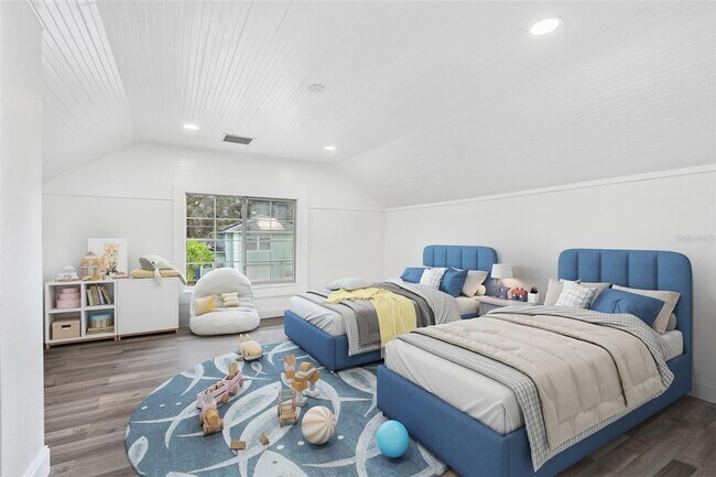 Building Photo - 2201 50th Ave N