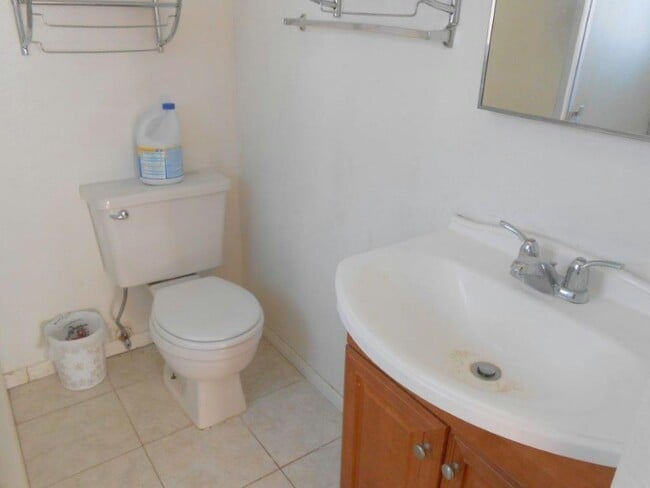 Building Photo - Single Story Home in Spring Valley