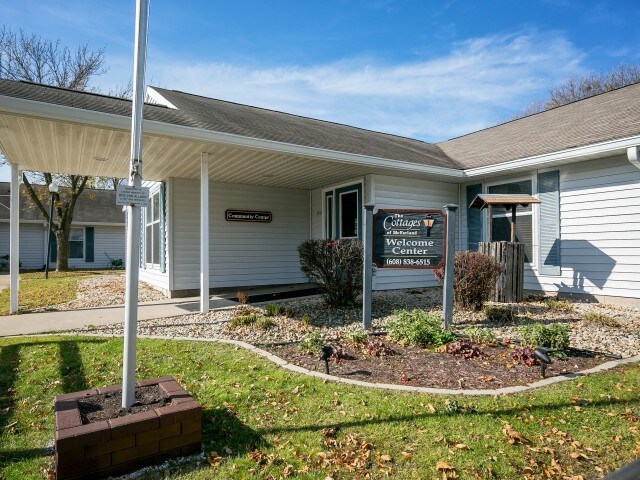 Mcfarland The Cottages Mc Farland Wi Apartment Finder
