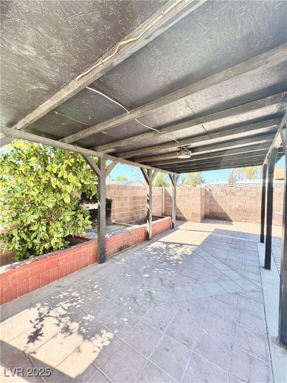 Building Photo - 5830 Deer Valley Dr