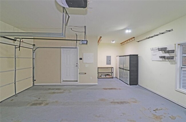 Building Photo - 100 Wiley Hills Trail