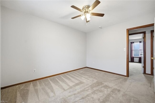 Building Photo - 725 Mill Landing Rd