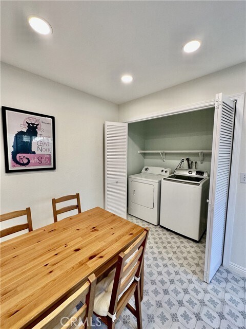 Building Photo - 19 Dartmouth