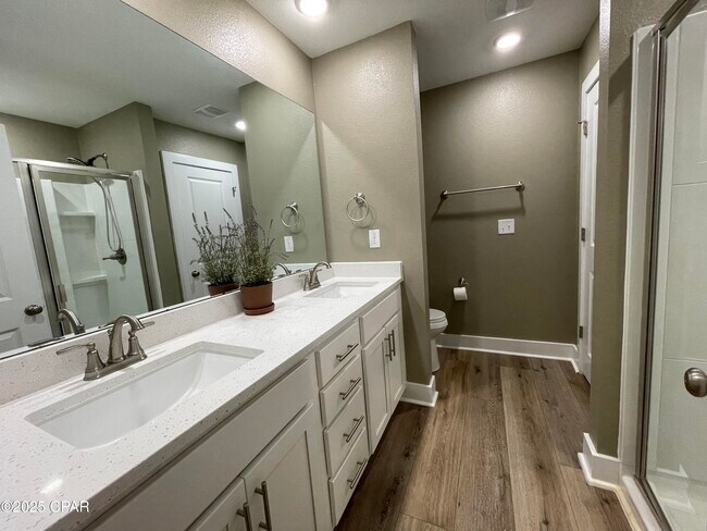 Building Photo - 226 Bayou Bend Ln