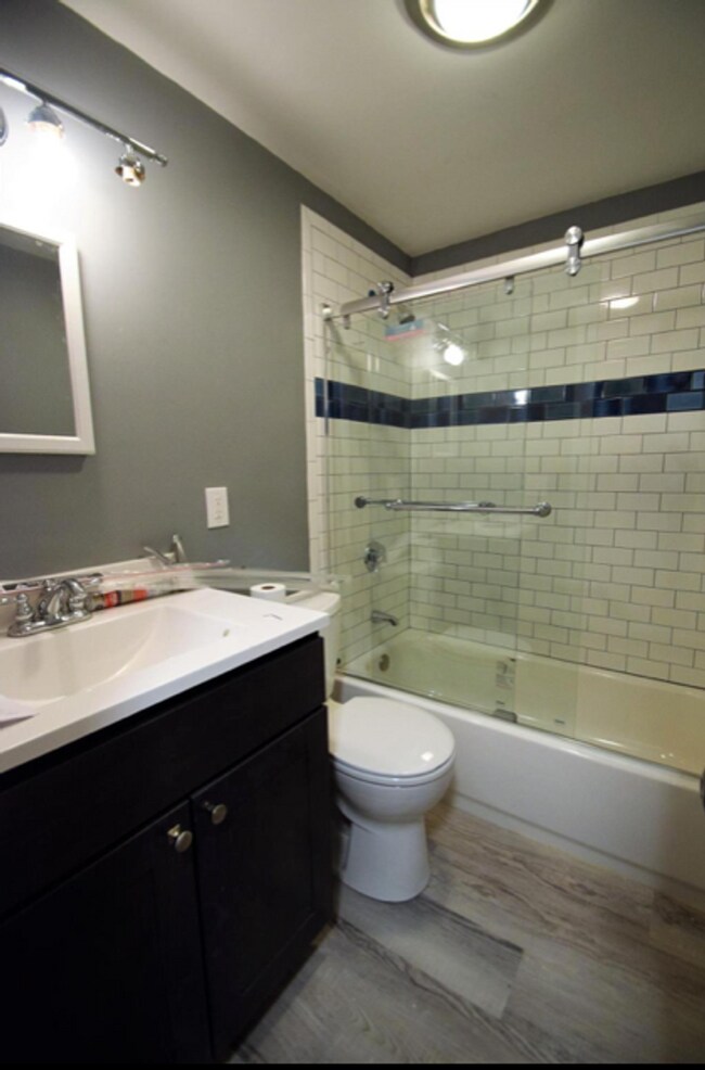 Building Photo - $2,800 Top-Floor 2BR Near Boston College | Heat & Hot Water Included | Pet Friendly
