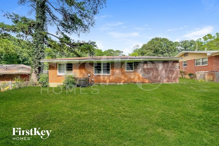 Building Photo - 1107 Indale Pl SW