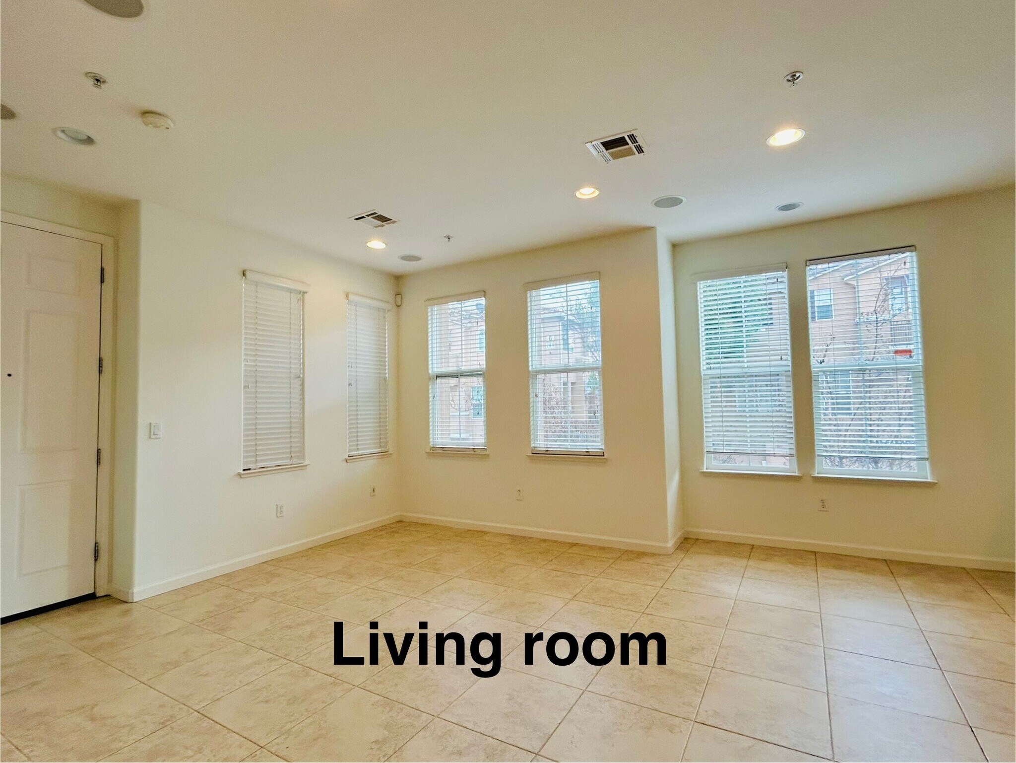 Building Photo - 205 Parc Place Dr