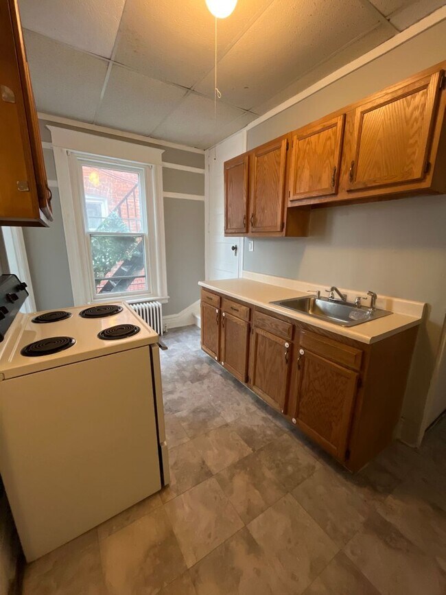 Building Photo - 1517 W Turner St