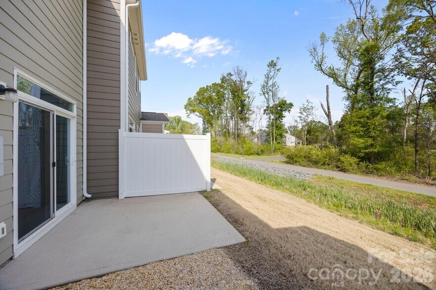 Building Photo - 3954 Rothwood Ln