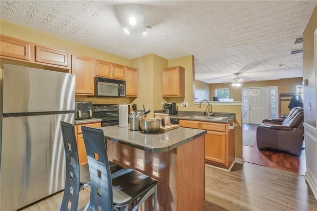 Building Photo - 2870 Vining Ridge Terrace