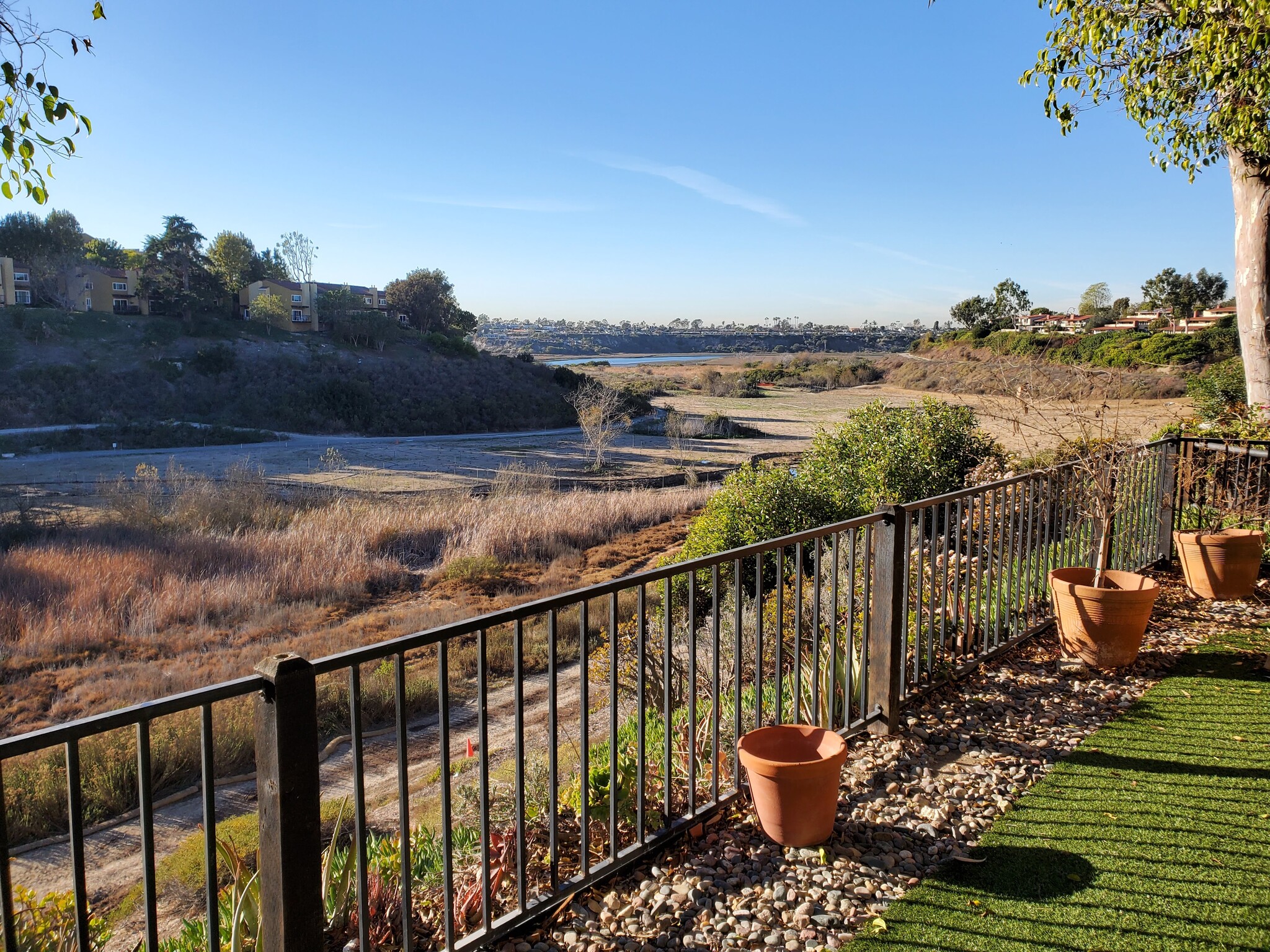 Building Photo - 741 Amigos Way