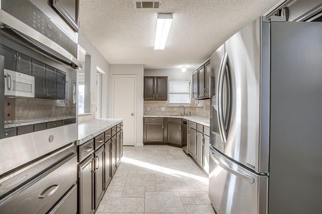 Building Photo - 10601 Cobblestone Dr