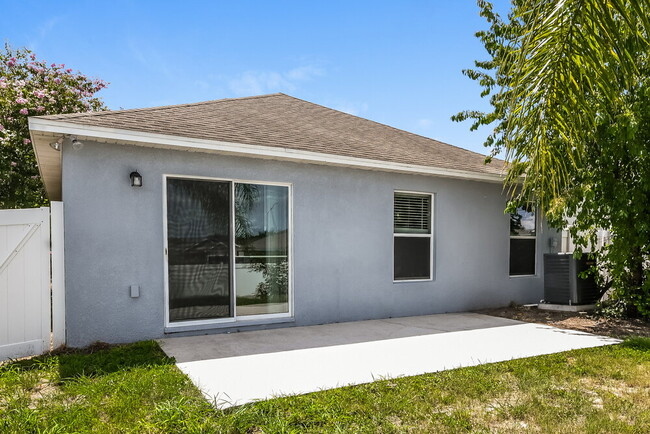 Building Photo - 2968 Whispering Trails Dr